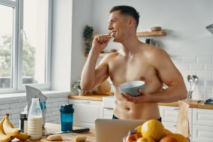 fit man eating